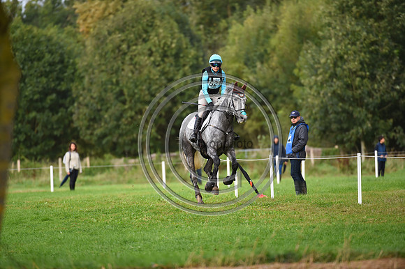 IzzyTAYLOR_BARRINGTON ALICE_LeLion_PN23_106167