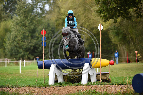 IzzyTAYLOR_BARRINGTON ALICE_LeLion_PN23_106170