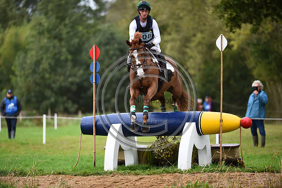 Ian CASSELLS_GREENOGUE GIGI_LeLion_PN23_105853