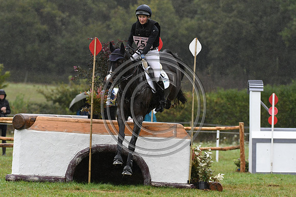 Sian COLEMAN_KILROE FROLIC_LeLion_PN23_107026