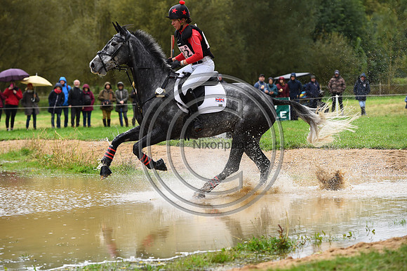 Fiona KASHEL_MONBEG CAZADOR_LeLion_PN23_106763