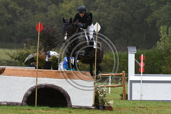 Sian COLEMAN_KILROE FROLIC_LeLion_PN23_107024