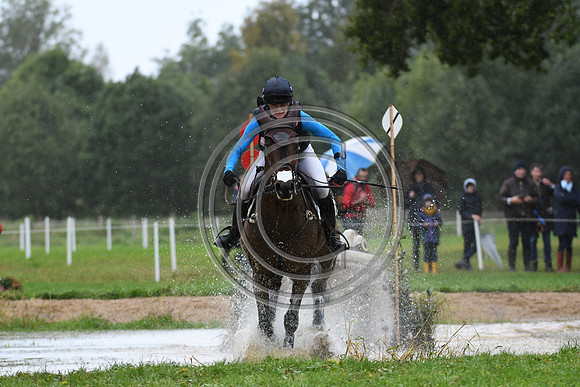 Caroline HARRIS_COOLEY MOSSTOWN_LeLion_PN23_106962