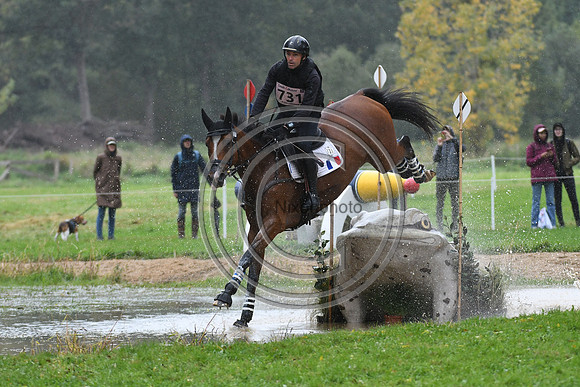 Matthieu VANLANDEGHEM_APERO Z_LeLion_PN23_106867