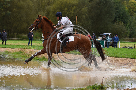 Harry MEADE_AMIRO ISLAND_LeLion_PN23_105711