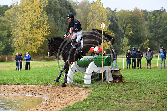 Hallie COON_LUCKY FORTUNA_LeLion_PN23_106797