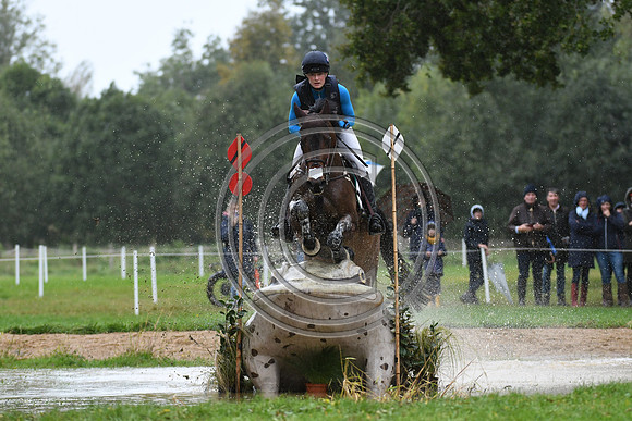Caroline HARRIS_COOLEY MOSSTOWN_LeLion_PN23_106954