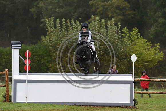 Clare ABBOTT_DRUMNACONNELL KOBIE_LeLion_PN23_107125