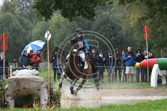 Caroline HARRIS_COOLEY MOSSTOWN_LeLion_PN23_106951