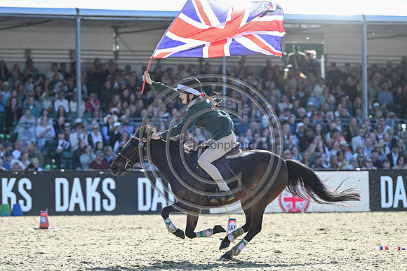 DAKS_PCMG_RWHS25_P190016
