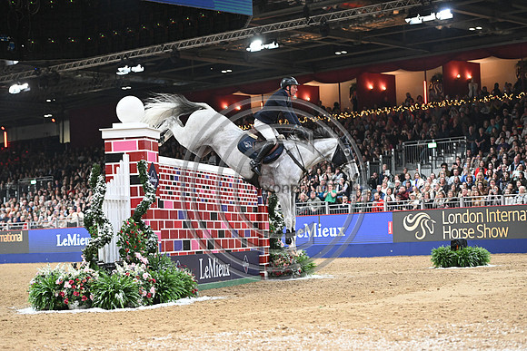 Guy Williams_Mr Blue Sky Uk_LIHS_PN23_118869