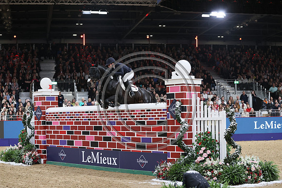 Gemma Stevens_Envoy Merelsnestz_LIHS_PN23_121071