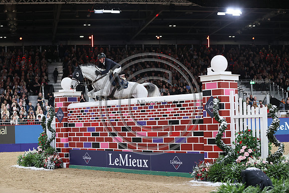 Guy Williams_Mr Blue Sky Uk_LIHS_PN23_121063
