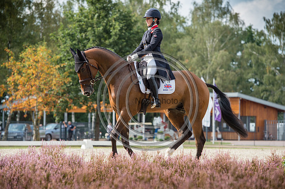 Laura Collett_London 52_EurosLuhmuhlen_PN19_84486-2