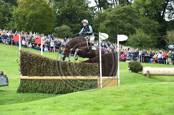Caroline Clarke_TOUCH TOO MUCH_LRBHT_PN19_120972