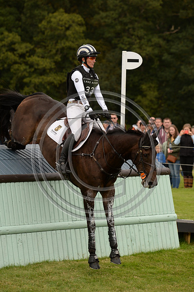 Caroline Powell_ON THE BRASH_LRBHT_MR19_128654