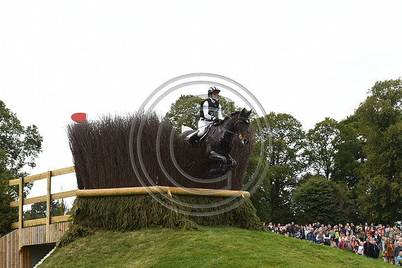 Caroline Powell_ON THE BRASH_TM19_122260
