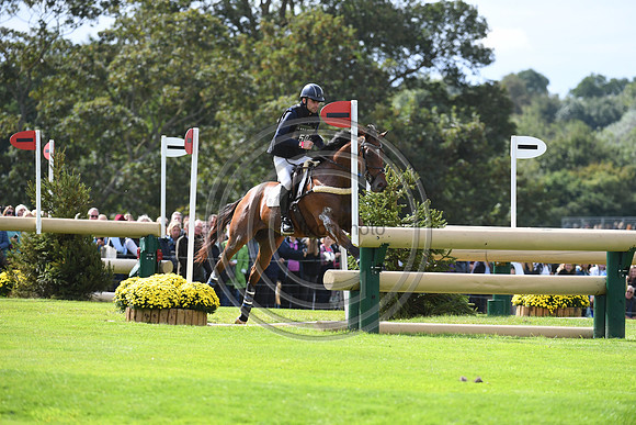Chris Talley_UNMARKED BILLS_LRBHT_PN19_120154