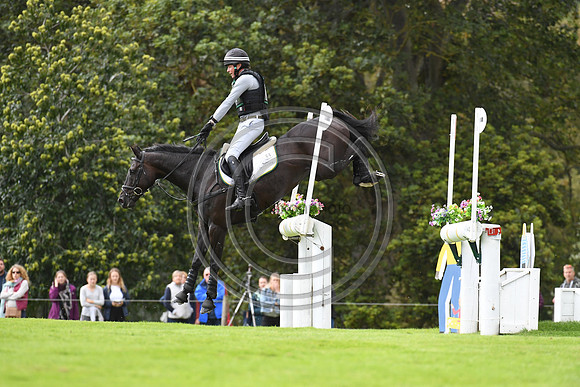 Dan Jocelyn_BLACKTHORN CRUISE_LRBHT_PN19_120405