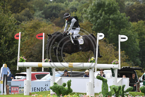 Dan Jocelyn_BLACKTHORN CRUISE_LRBHT_PN19_120412