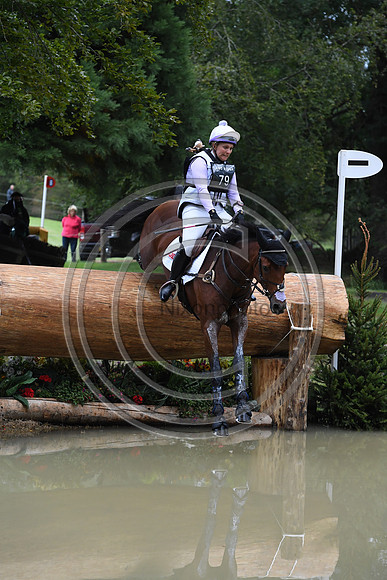 Gemma Tattersall_SANTIAGO BAY_LRBHT_PN19_120538
