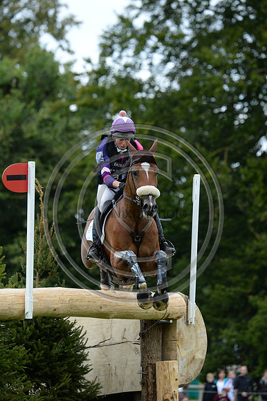 Ginny Howe_UNDALGO DE WINDSOR_LRBHT_MR19_128692