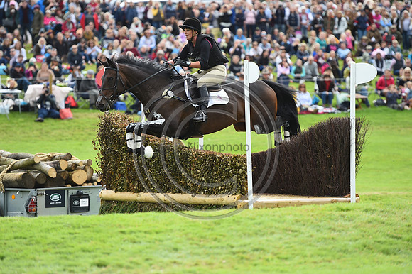 Hazel Towers_SIMPLY CLOVER_LRBHT_PN19_120951