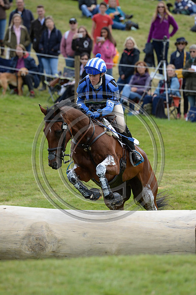 Imogen Murray_IVAR GOODEN_LRBHT_MR19_128804