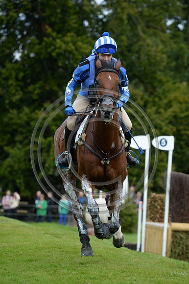 Imogen Murray_IVAR GOODEN_LRBHT_MR19_128830