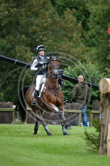 Julia Norman_CARRYON BOBBY BOY_LRBHT_MR19_128855