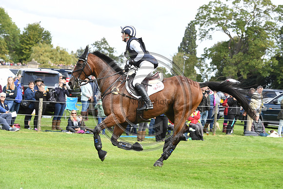 Julia Norman_CARRYON BOBBY BOY_LRBHT_TM19_38603