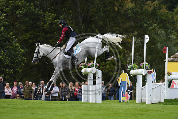 Kirsty Short_COSSAN LAD_LRBHT_PN19_120194