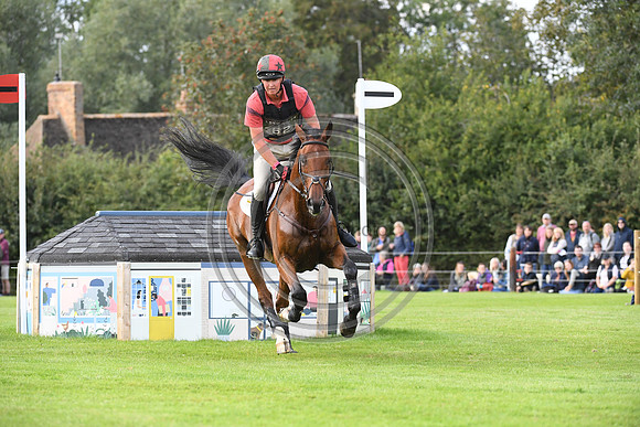 Matthew Heath_THE LION_LRBHT_PN19_120349