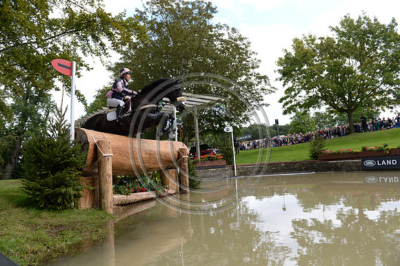 Nana Dalton_ABSOLUT OPPOSITION_LRBHT_PN19_119642
