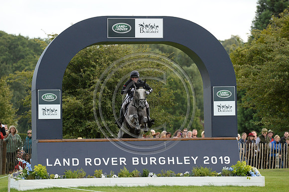 Oliver Townend_BALLAGHMOR CLASS_LRBHT_MR19_129631