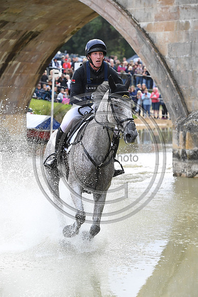 Oliver Townend_BALLAGHMOR CLASS_LRBHT_TM19_119748