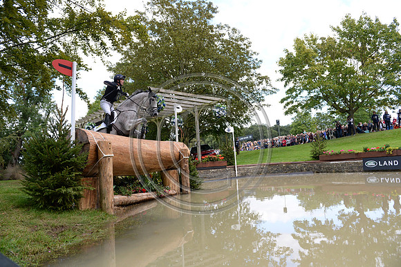 Oliver Townend_BALLAGHMOR CLASS_PN19_122115