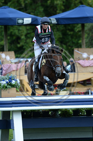 Piggy French_VANIR KAMIRA_LRBHT_MR19_129168