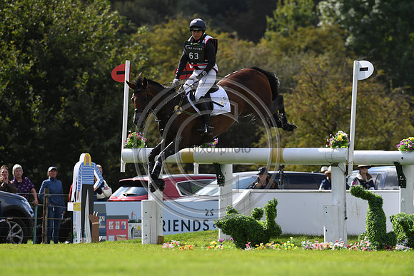 Piggy French_VANIR KAMIRA_LRBHT_PN19_120364