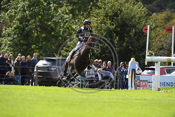 Piggy French_VANIR KAMIRA_LRBHT_PN19_120370