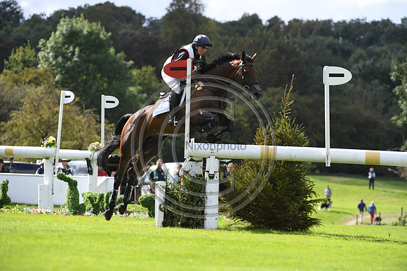 Piggy French_VANIR KAMIRA_LRBHT_PN19_120375