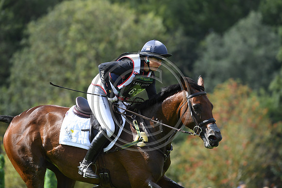 Piggy French_VANIR KAMIRA_LRBHT_PN19_120390
