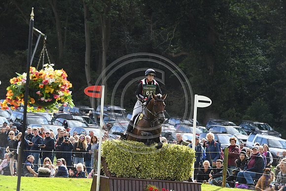 Piggy French_VANIR KAMIRA_LRBHT_TM19_119694