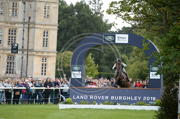 Pippa Funnell_MGH GRAFTON STREET_LRBHT_PN19_119222
