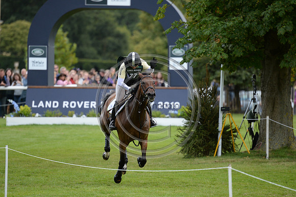 Pippa Funnell_MGH GRAFTON STREET_LRBHT_PN19_119233