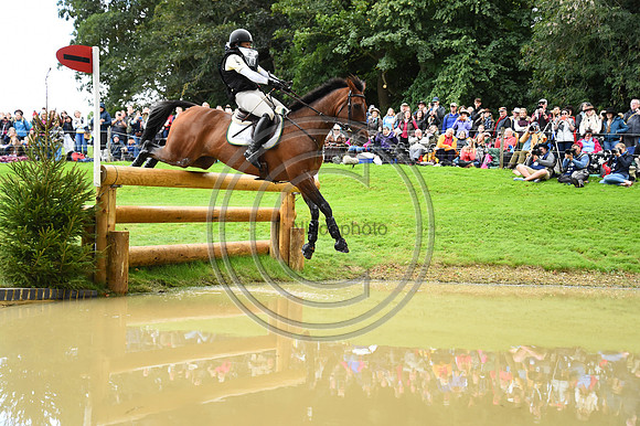 Pippa Funnell_MGH GRAFTON STREET_LRBHT_PN19_119287
