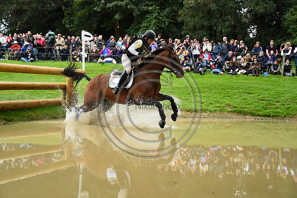 Pippa Funnell_MGH GRAFTON STREET_LRBHT_PN19_119293