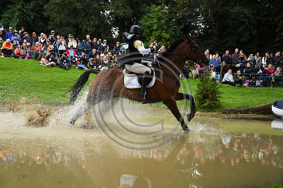 Pippa Funnell_MGH GRAFTON STREET_LRBHT_PN19_119299