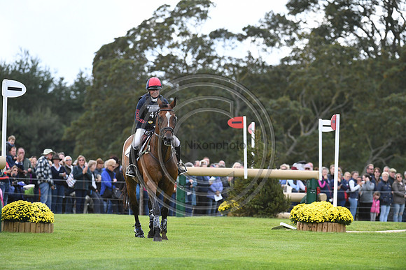 Rebecca Gibbs_DE BEERS DILLETANTE_LRBHT_PN19_120134