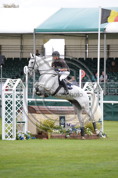 Richard P Jones_ALFIES CLOVER_LRBHT_MR19_129134